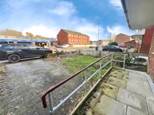 Front aspect- click for photo gallery